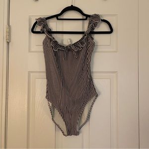 Solid and Striped The Amelia